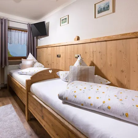 Appartamento Gaestehaus Laercheck Gipfelzauber *